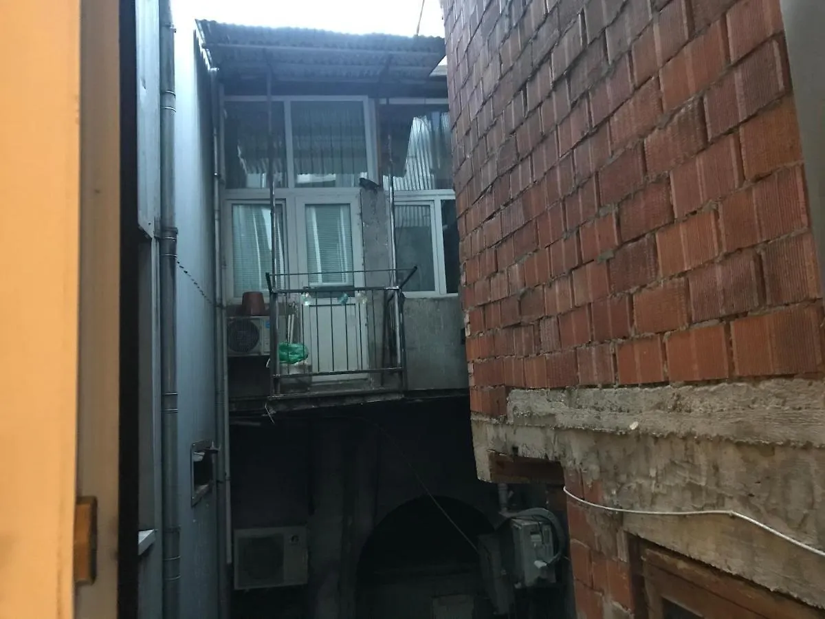 Apartment In Batumi Mgzavrebi