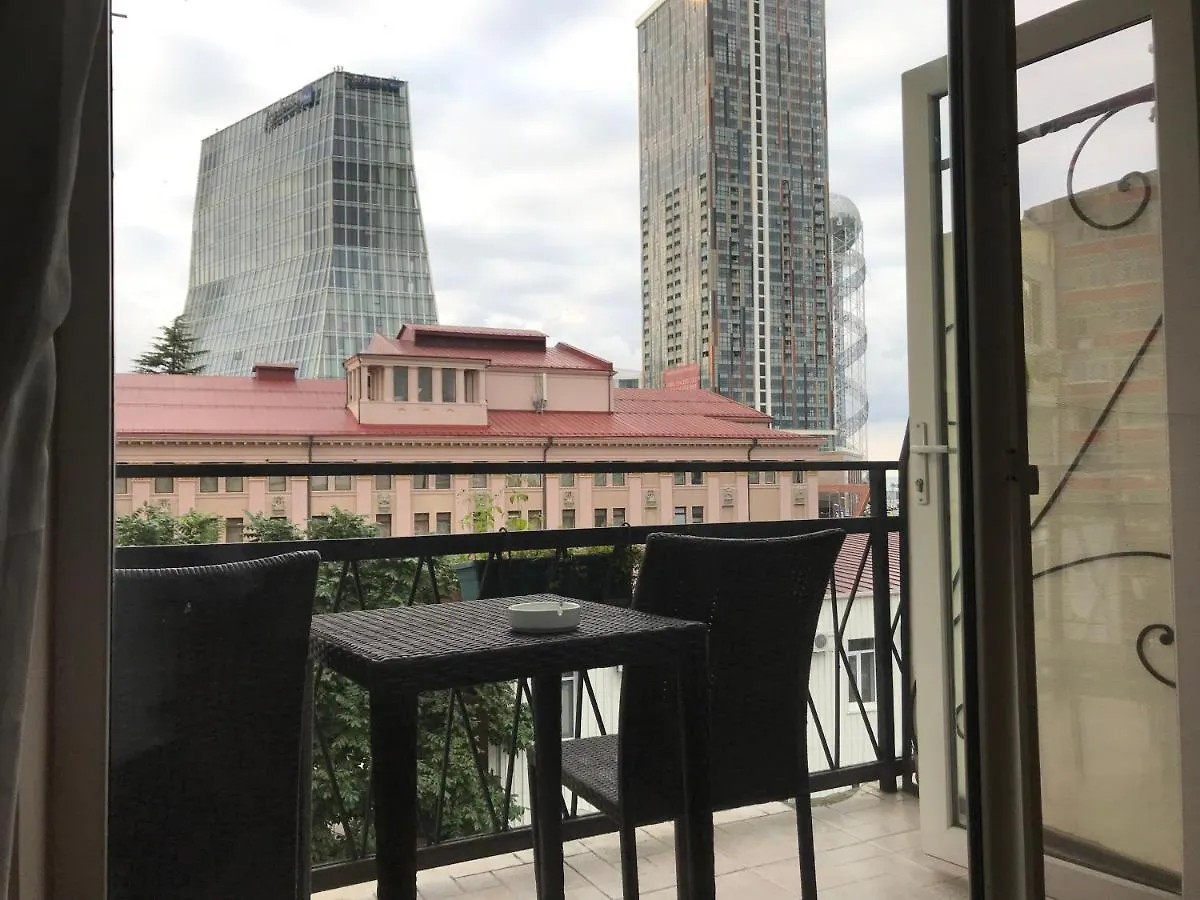 Apartment In Batumi Mgzavrebi