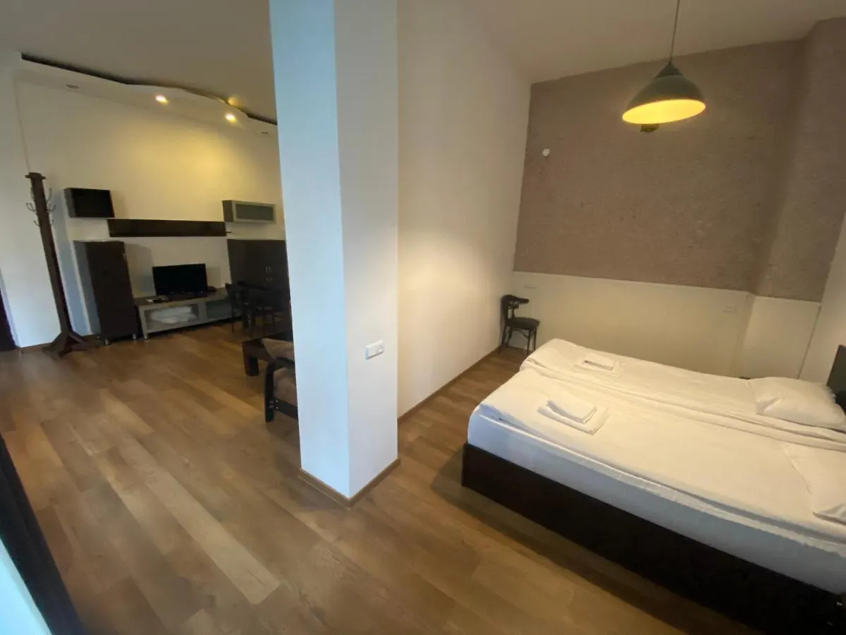 Apartment In Batumi Mgzavrebi
