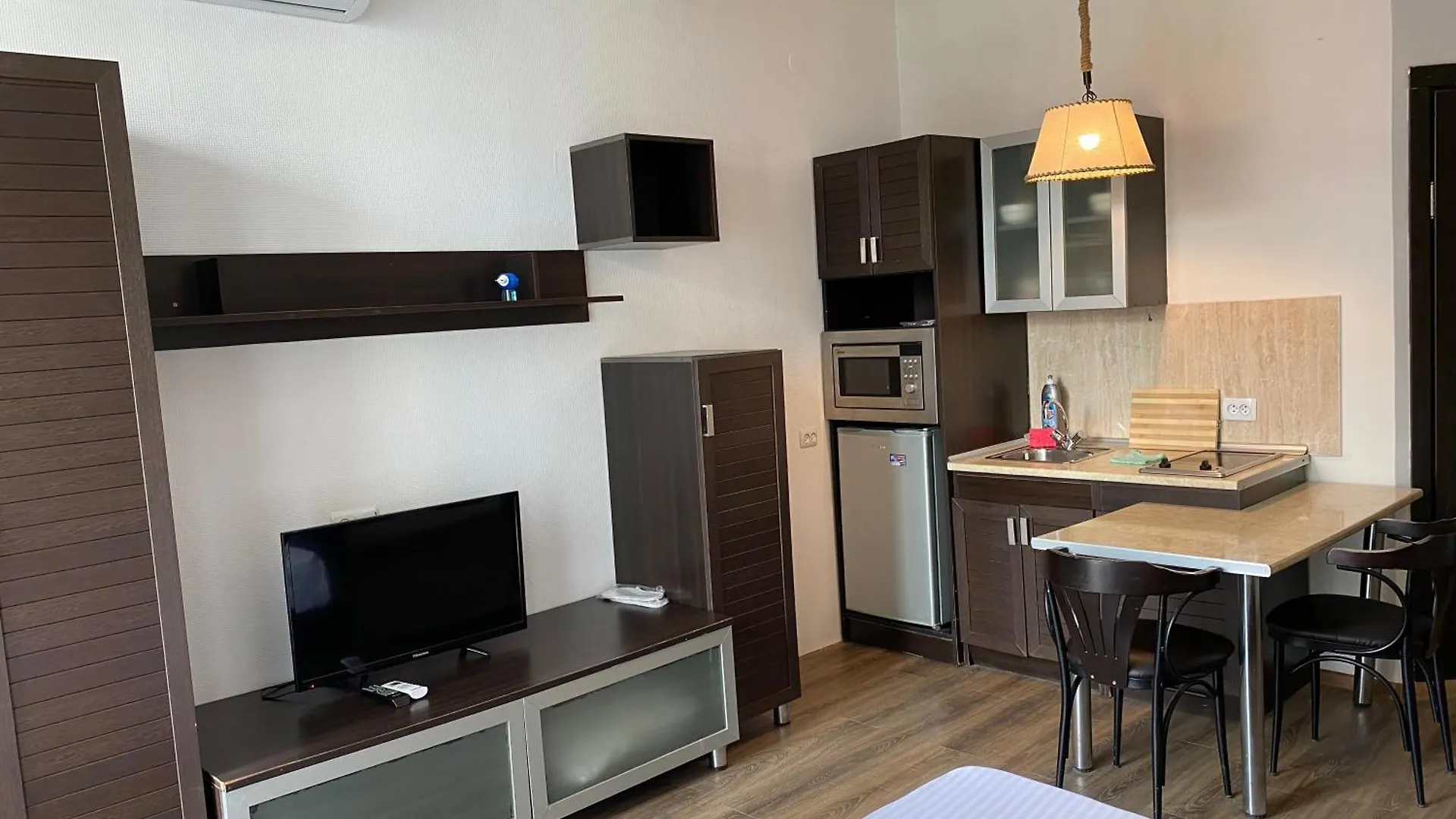 Apartment In Batumi Mgzavrebi 0*,