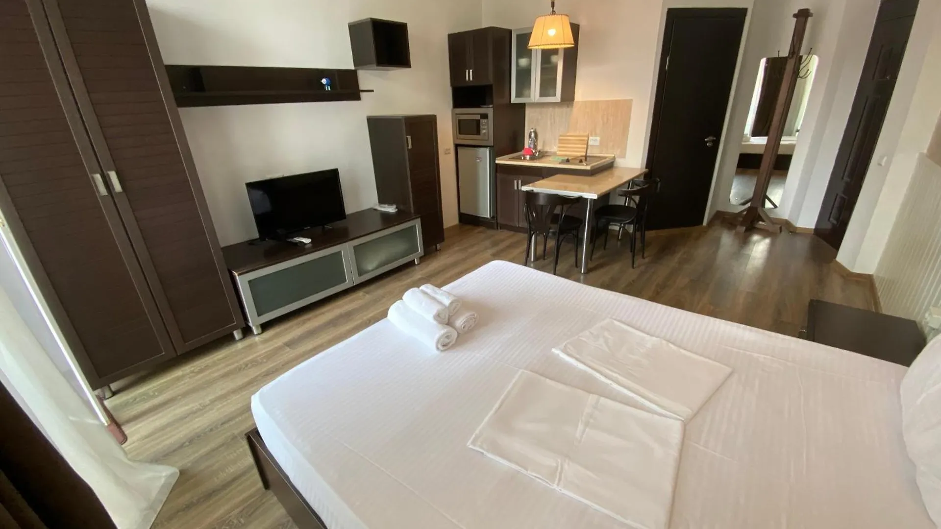 Apartment In Batumi Mgzavrebi