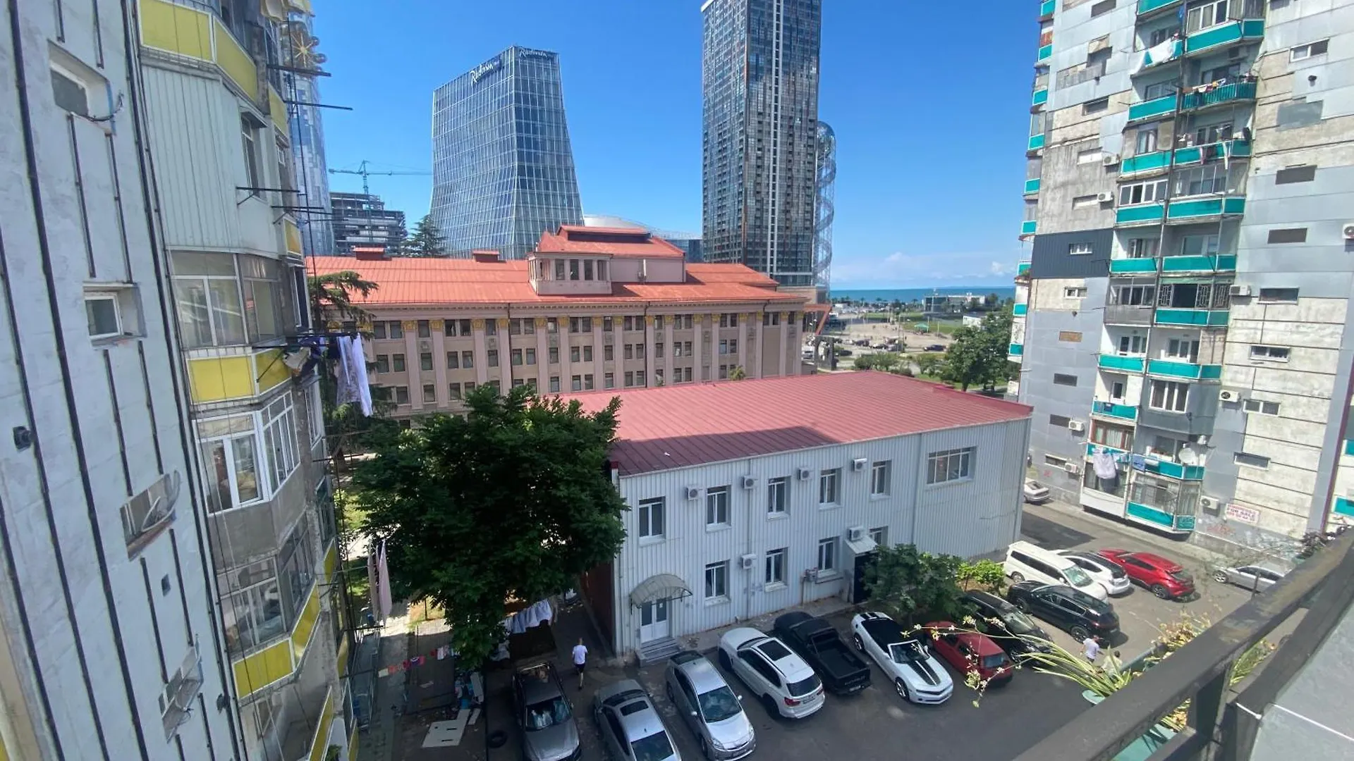 Apartment In Batumi Mgzavrebi