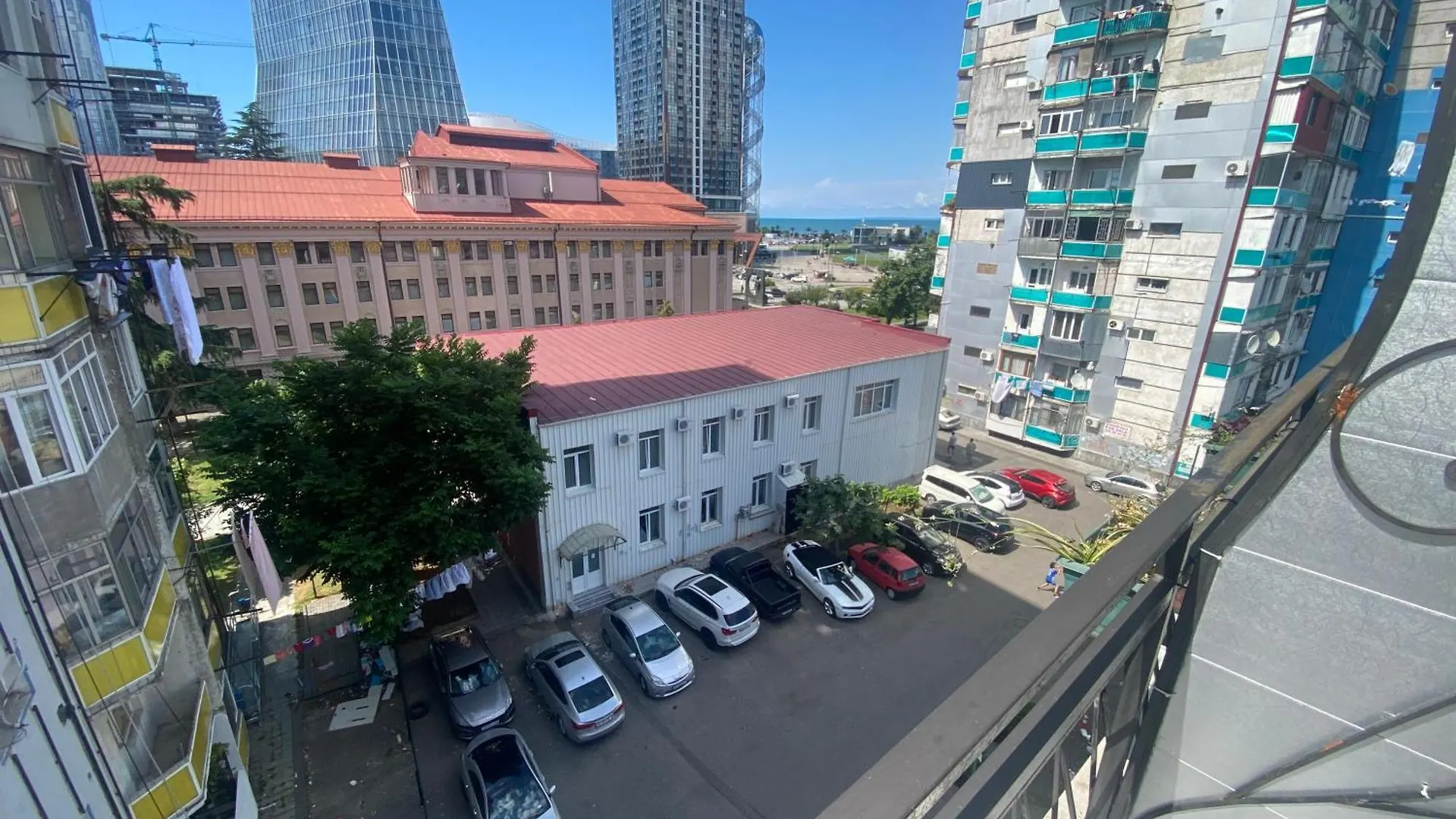 Apartment In Batumi Mgzavrebi